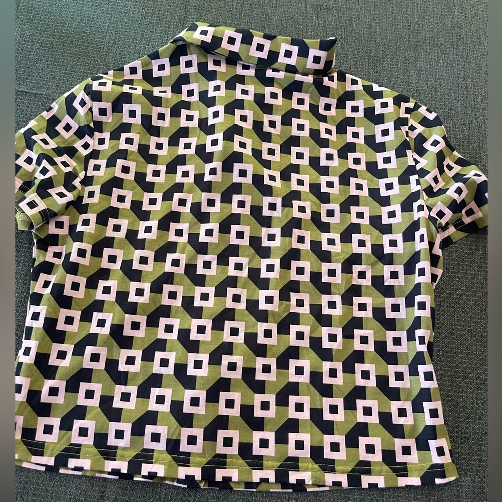 Cider Patterned Buttonup Size XL - Picture 2 of 2